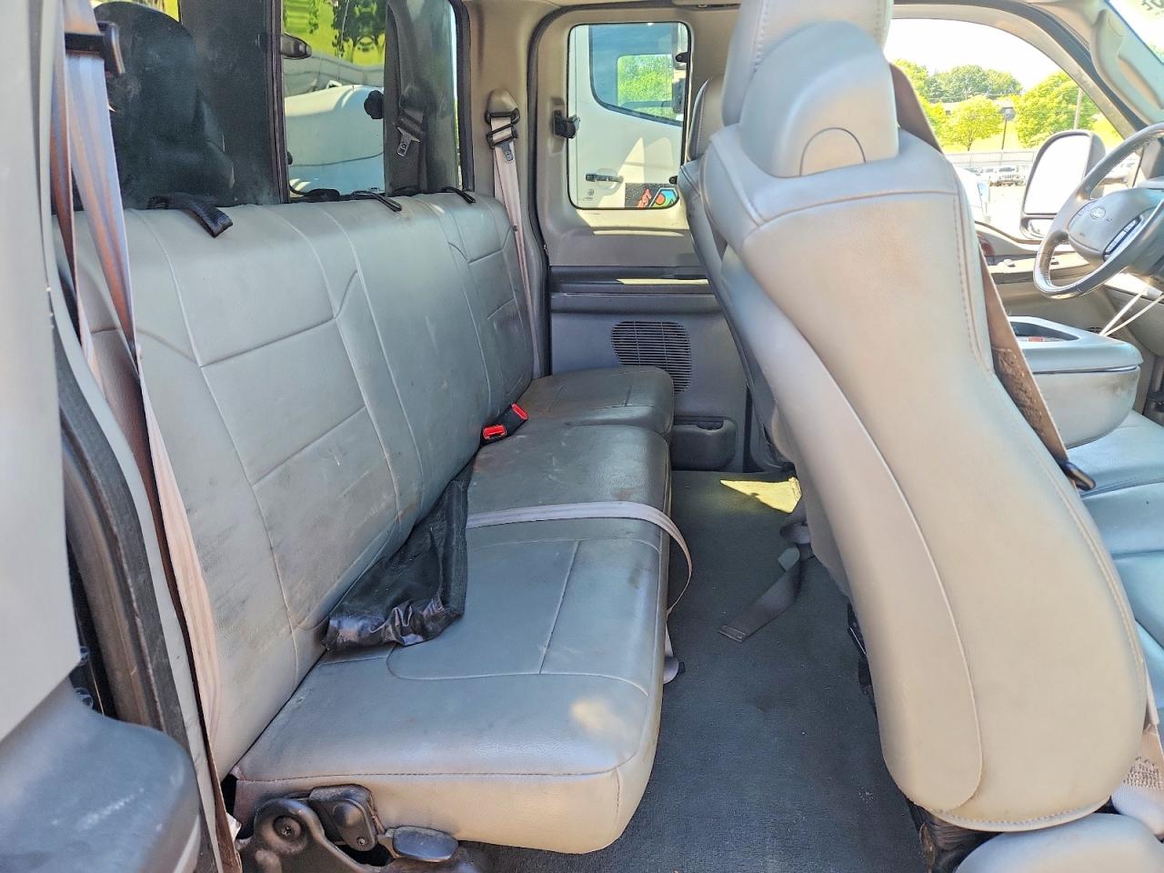2004 FORD F350 SRW SUPER DUTY photo 28