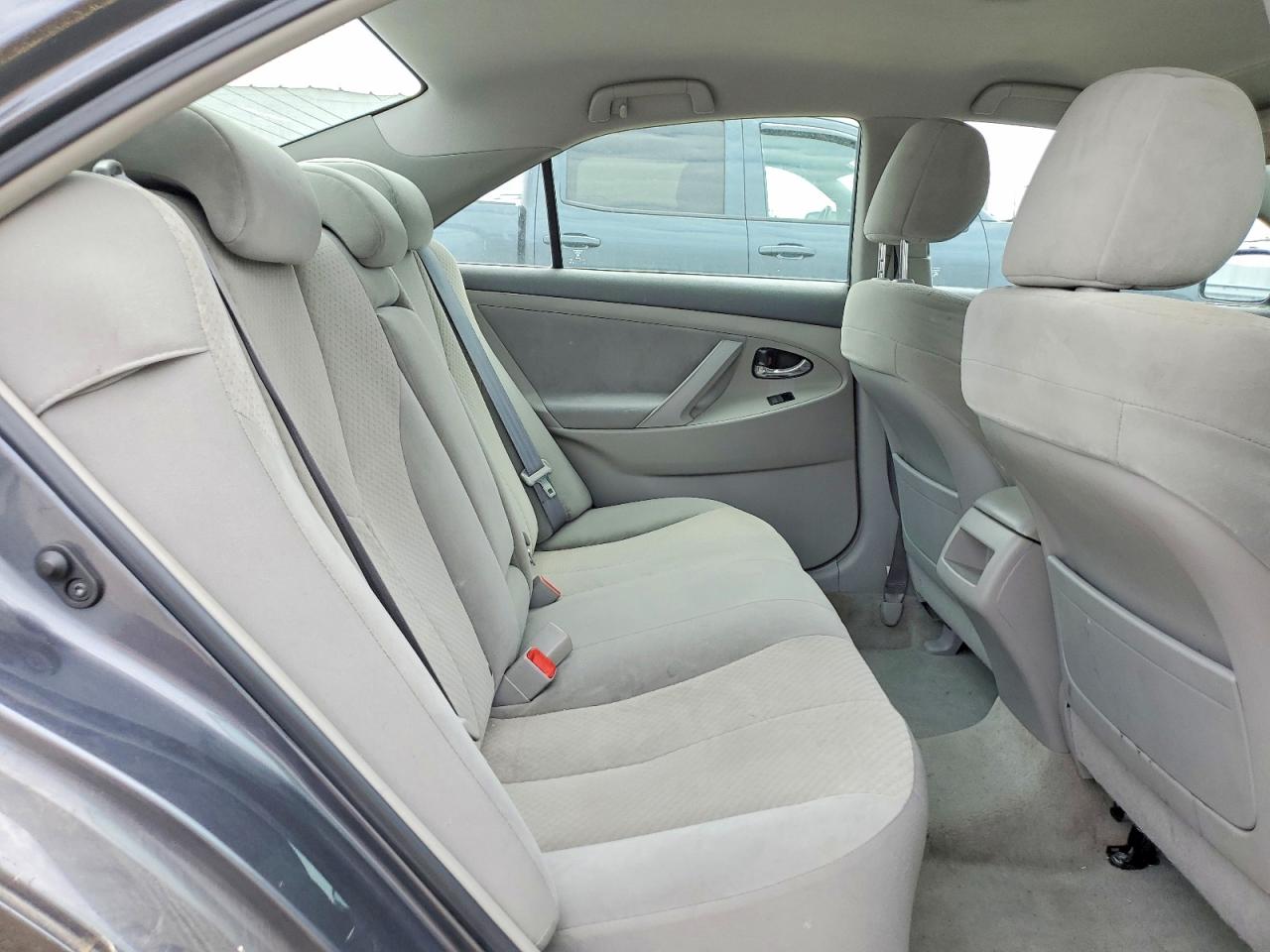 2007 TOYOTA CAMRY LE photo 28