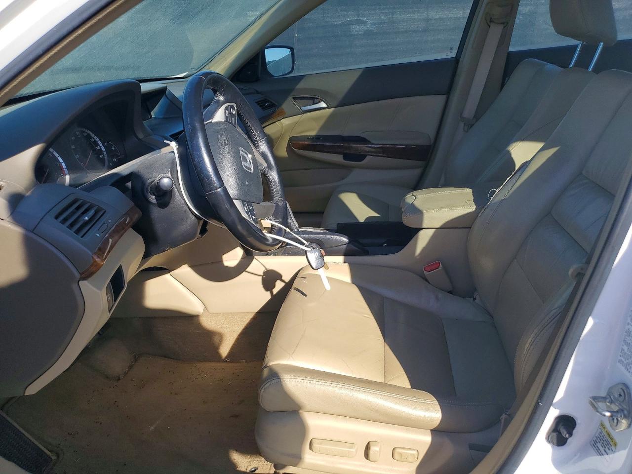 2009 HONDA ACCORD EXL photo 13