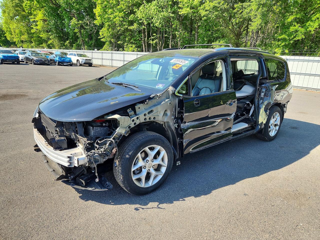2019 CHRYSLER PACIFICA