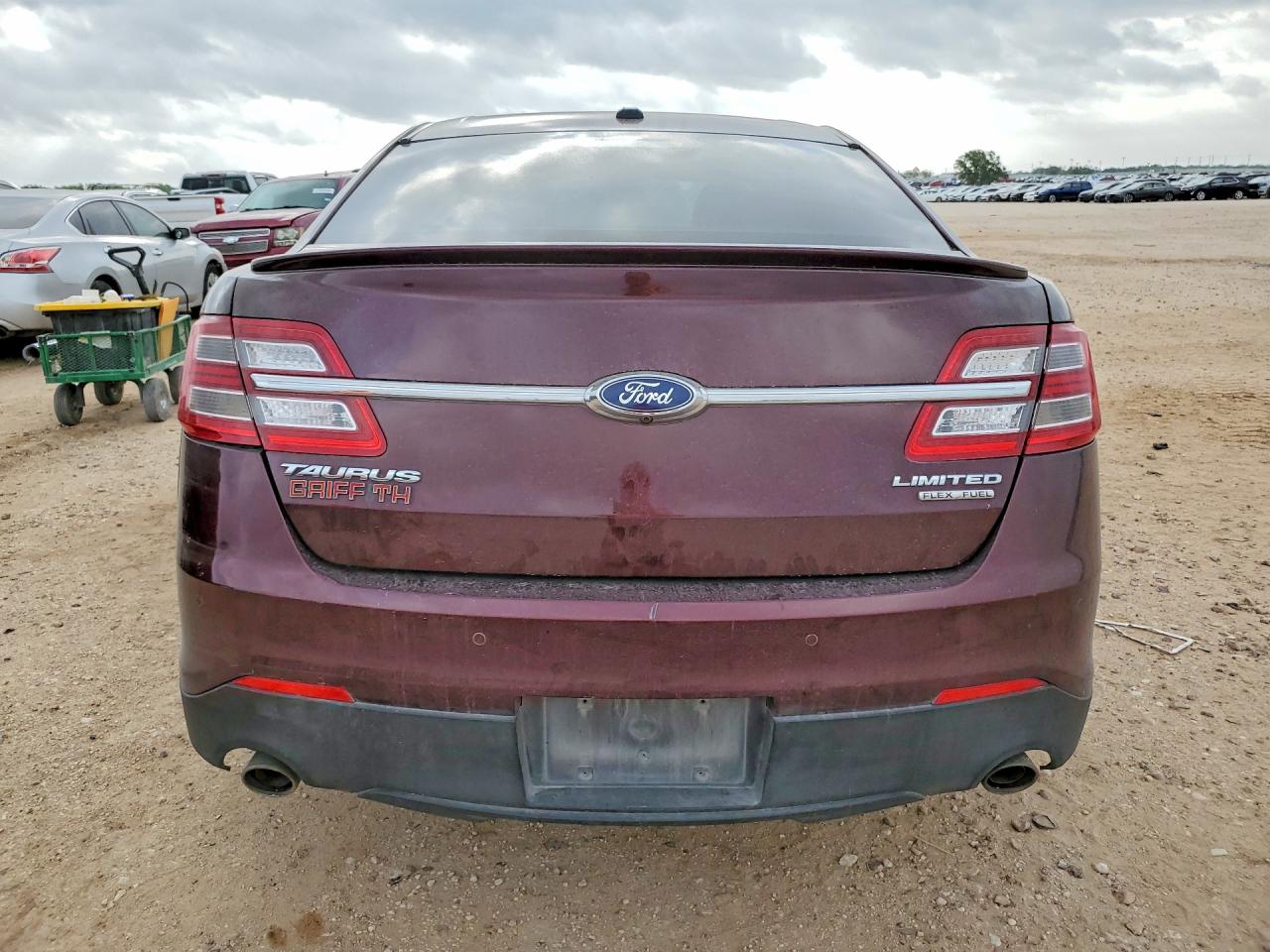2018 FORD TAURUS LIMITED photo 6