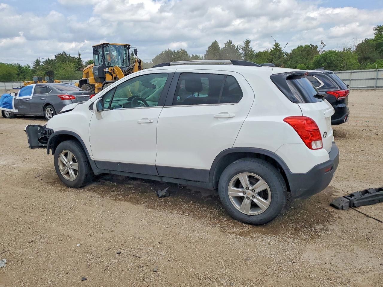2015 CHEVROLET TRAX 1LT photo 4
