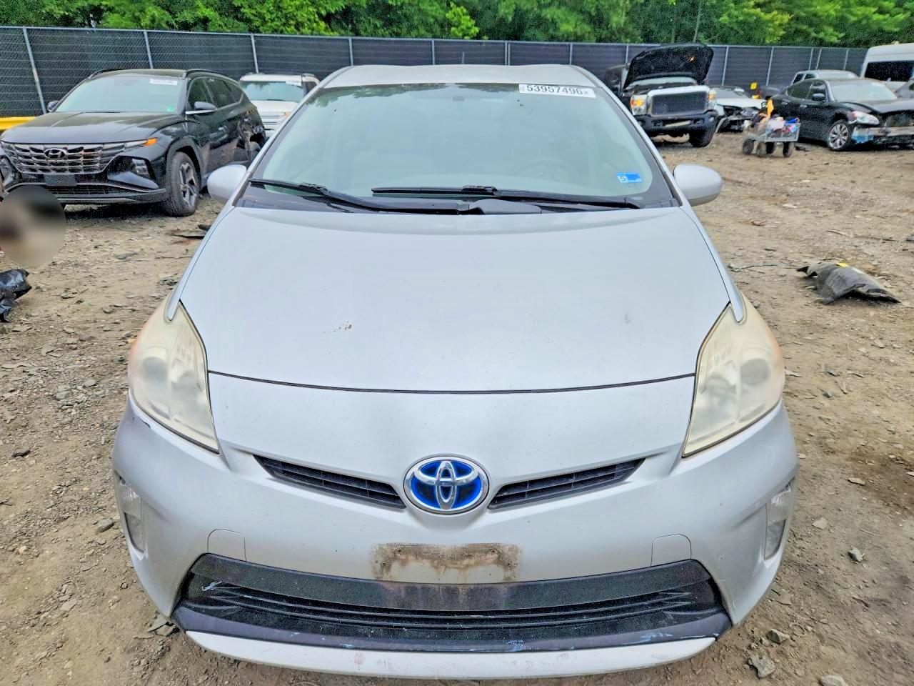 2013 TOYOTA PRIUS TWO photo 9