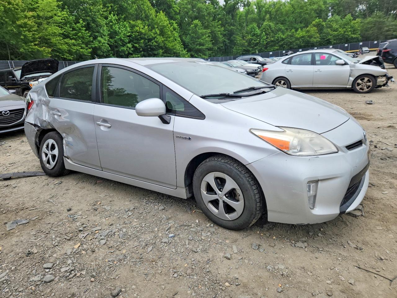 2013 TOYOTA PRIUS TWO photo 7