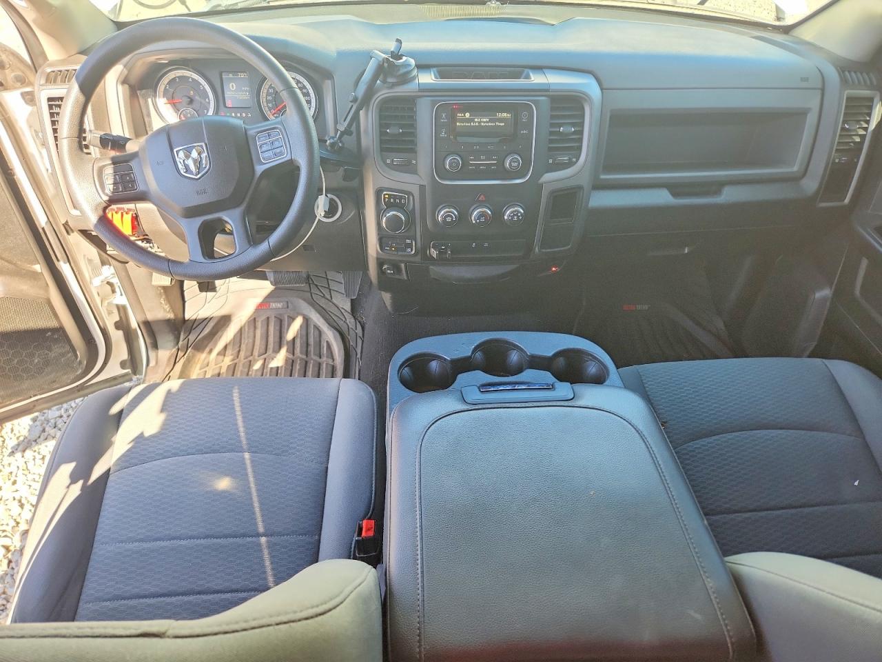 2019 RAM 1500 CLASSIC TRADESMAN photo 8