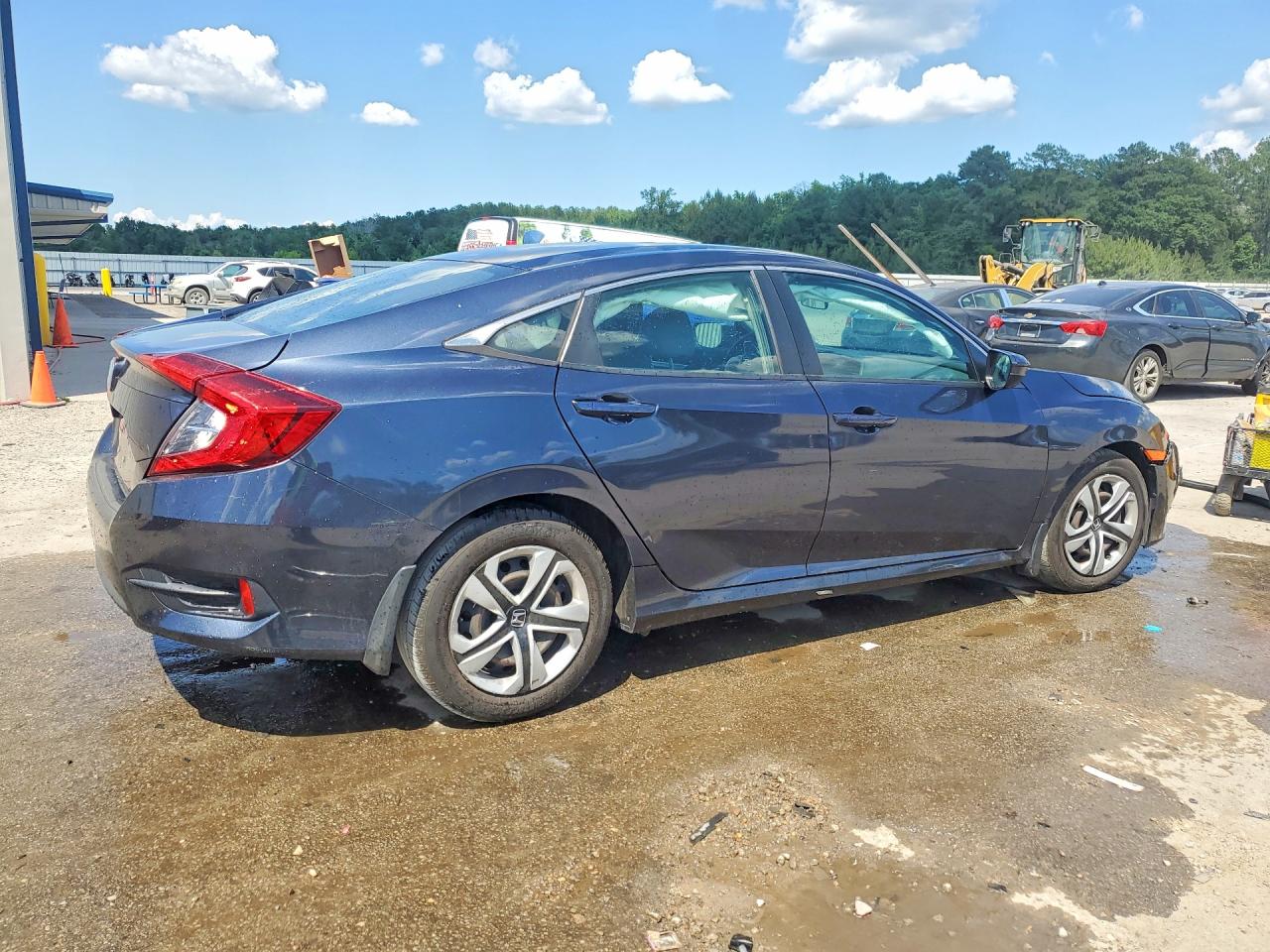 2017 HONDA CIVIC LX photo 5
