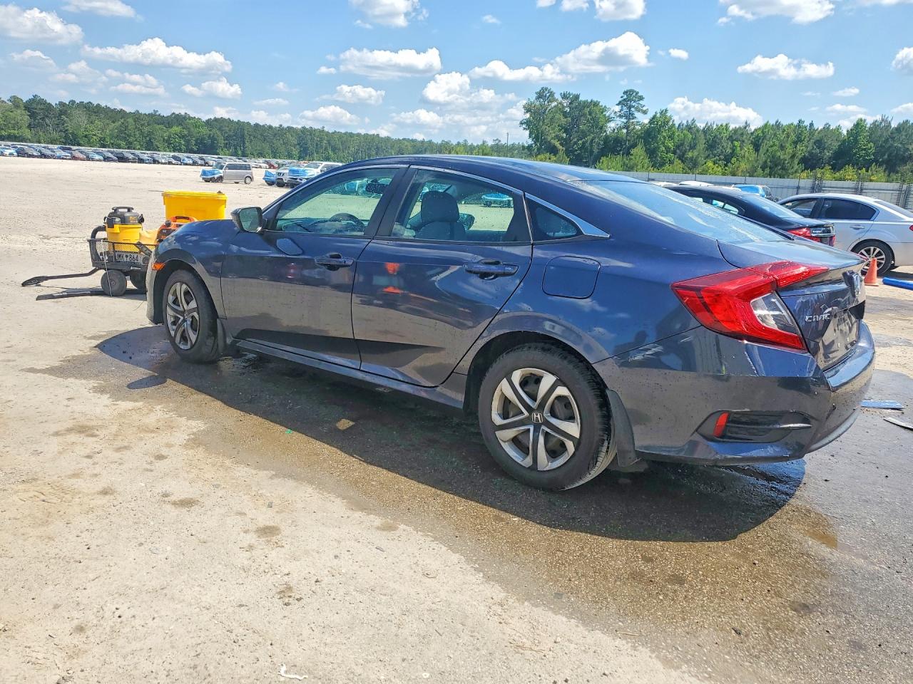 2017 HONDA CIVIC LX photo 3