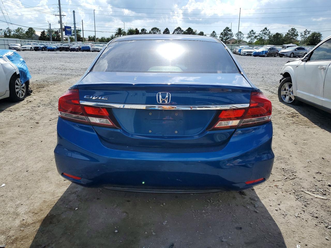2013 HONDA CIVIC LX photo 11