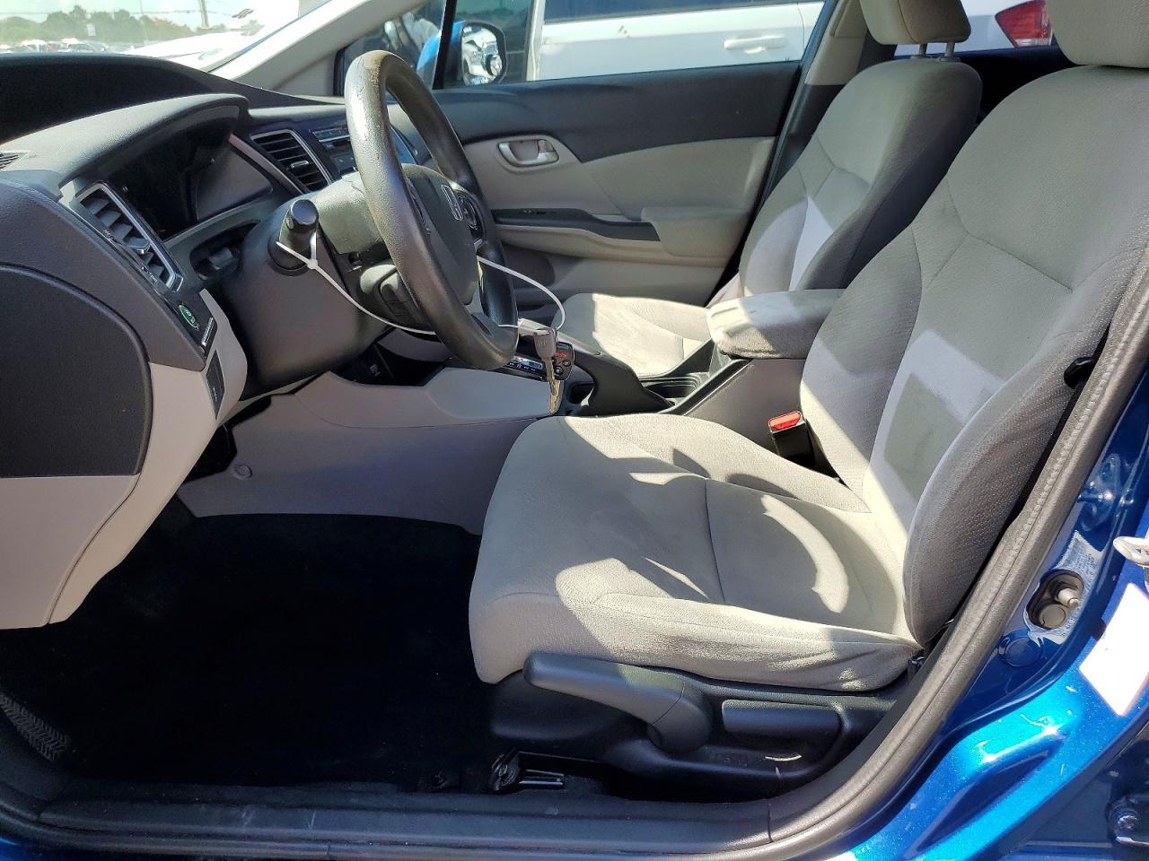 2013 HONDA CIVIC LX photo 13