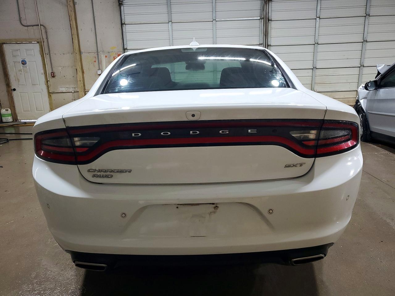 2015 DODGE CHARGER SXT photo 16