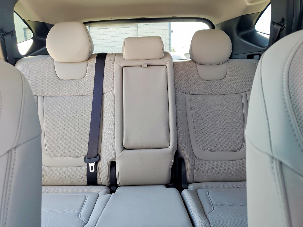 2025 HYUNDAI TUCSON LIMITED photo 28