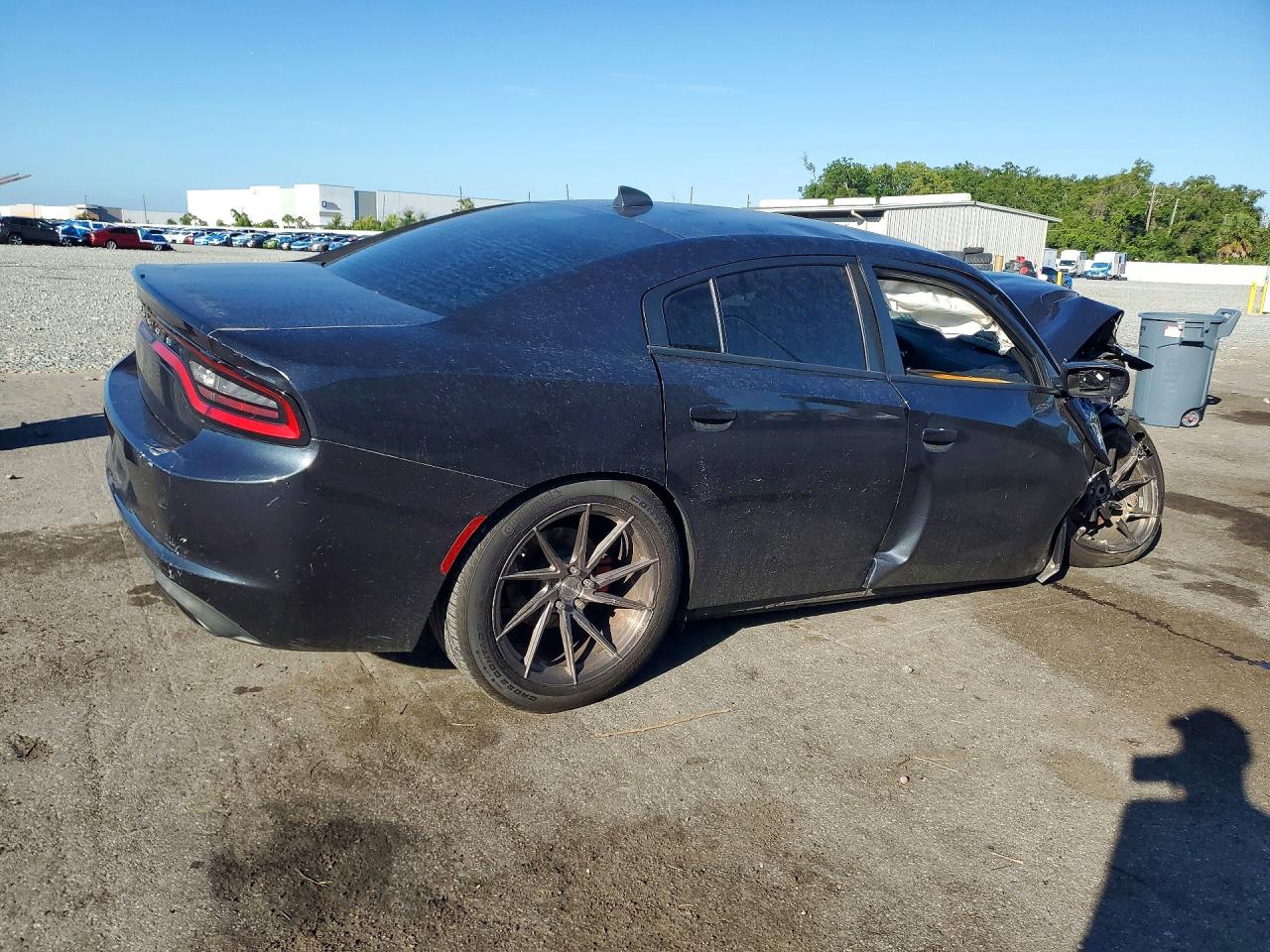 2017 DODGE CHARGER SXT photo 7