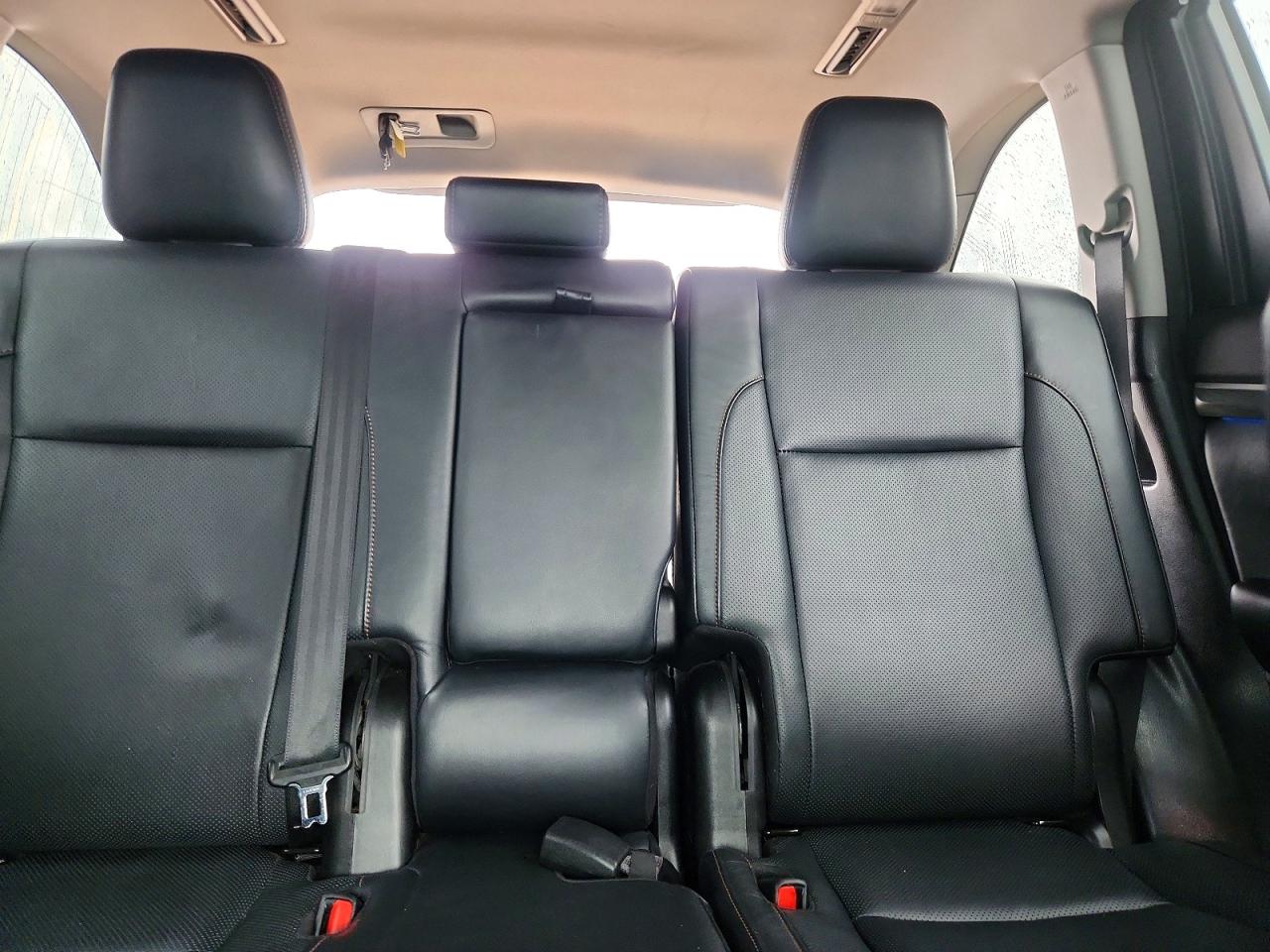 2018 TOYOTA HIGHLANDER LIMITED photo 28