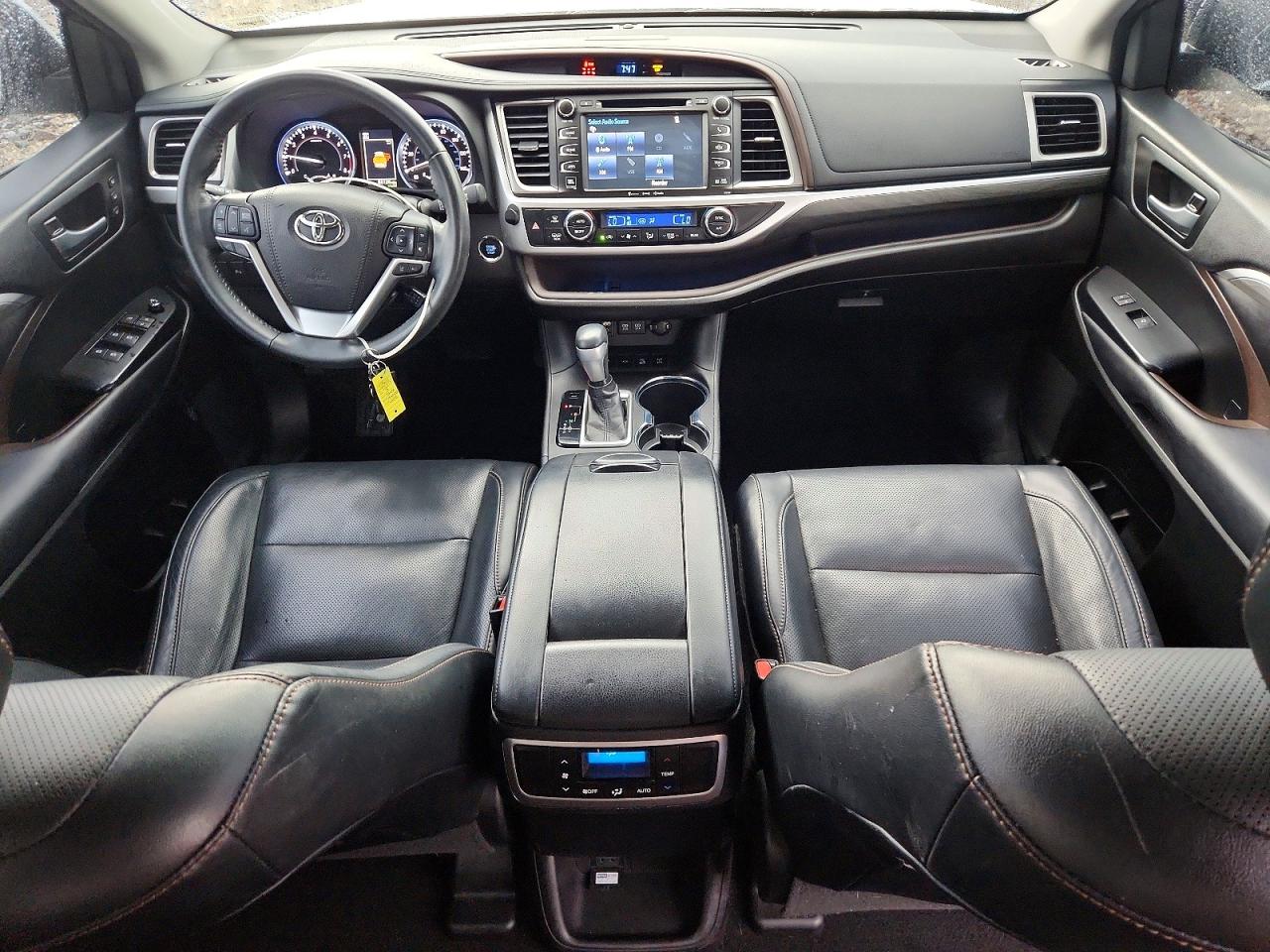 2018 TOYOTA HIGHLANDER LIMITED photo 22
