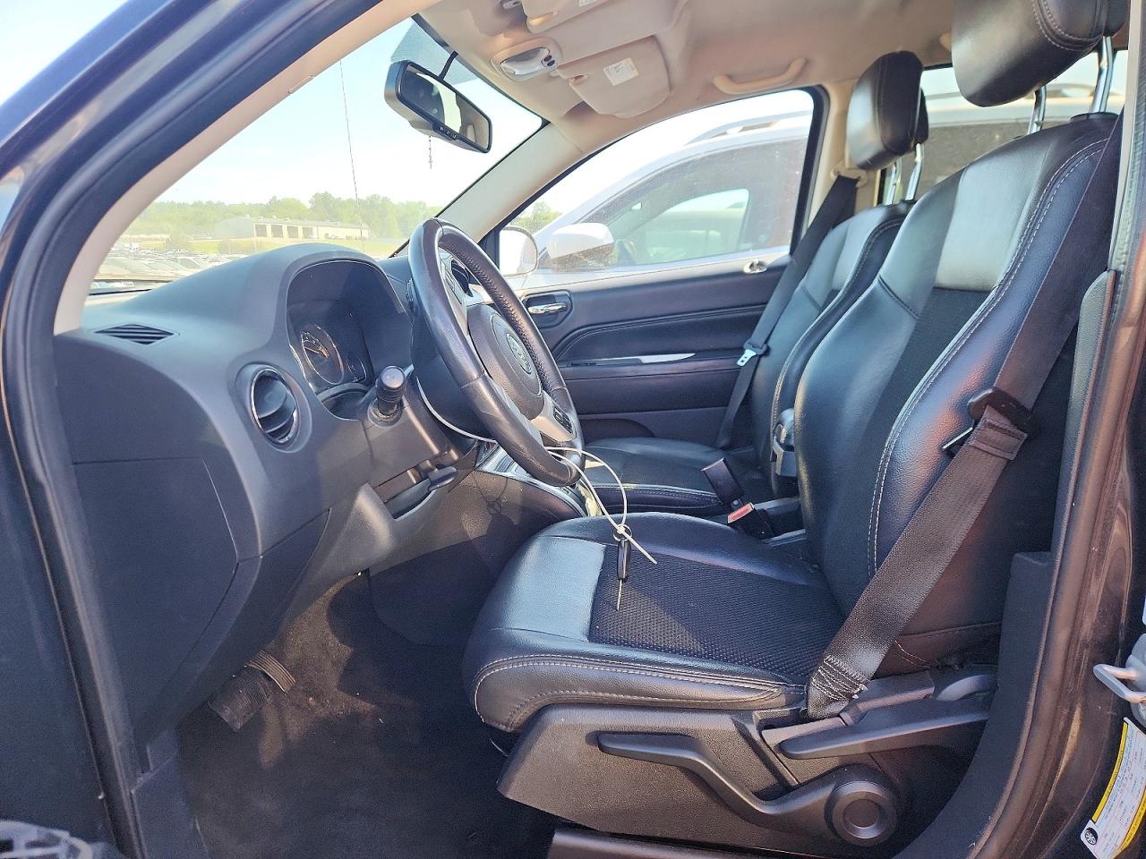2016 JEEP COMPASS LATITUDE photo 13