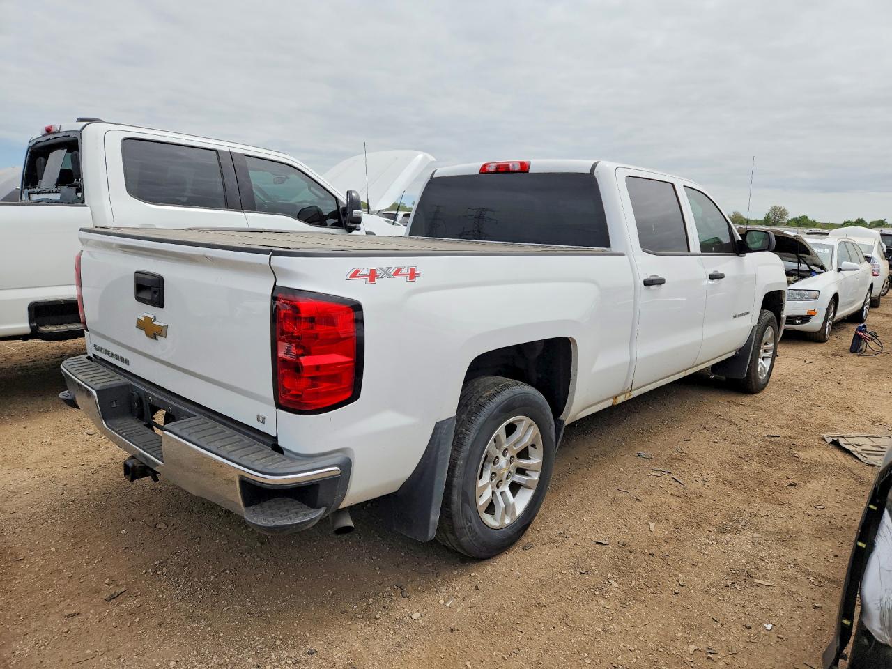 2014 CHEVROLET SILVERADO K1500 LT photo 3
