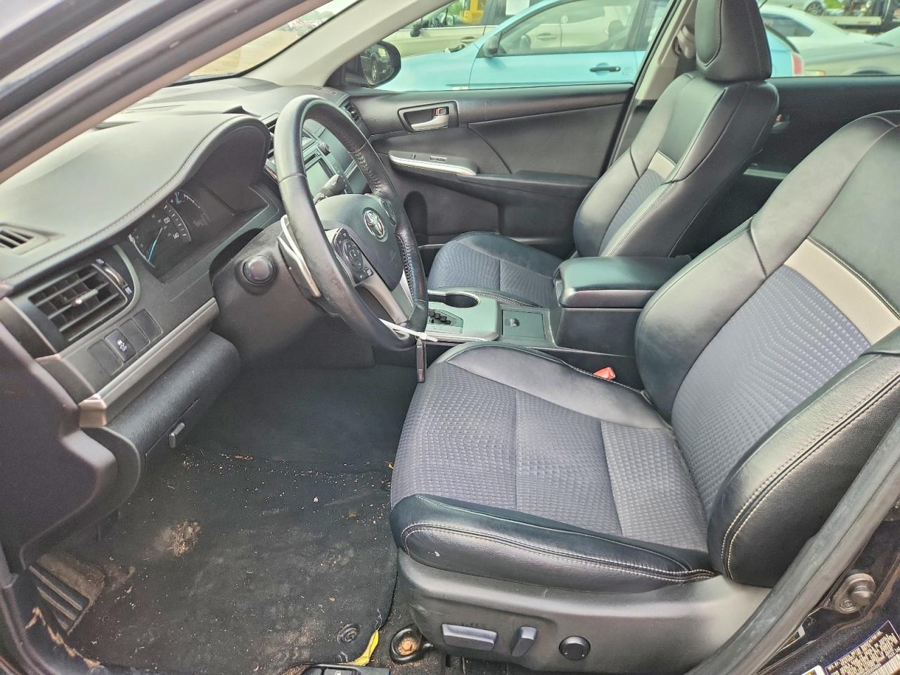 2014 TOYOTA CAMRY SE V6 photo 13