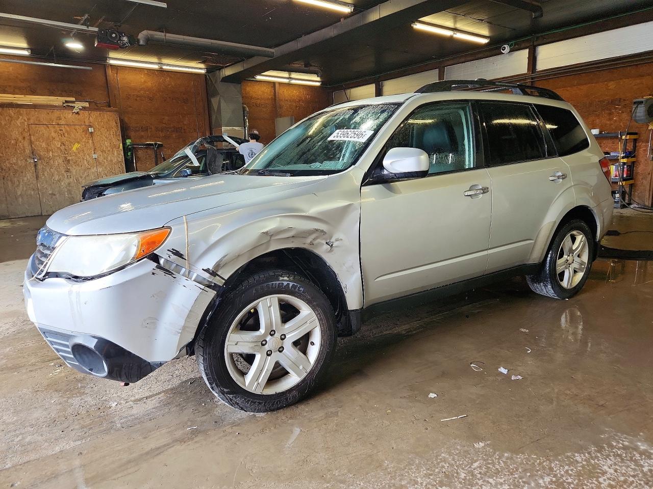 2010 SUBARU FORESTER