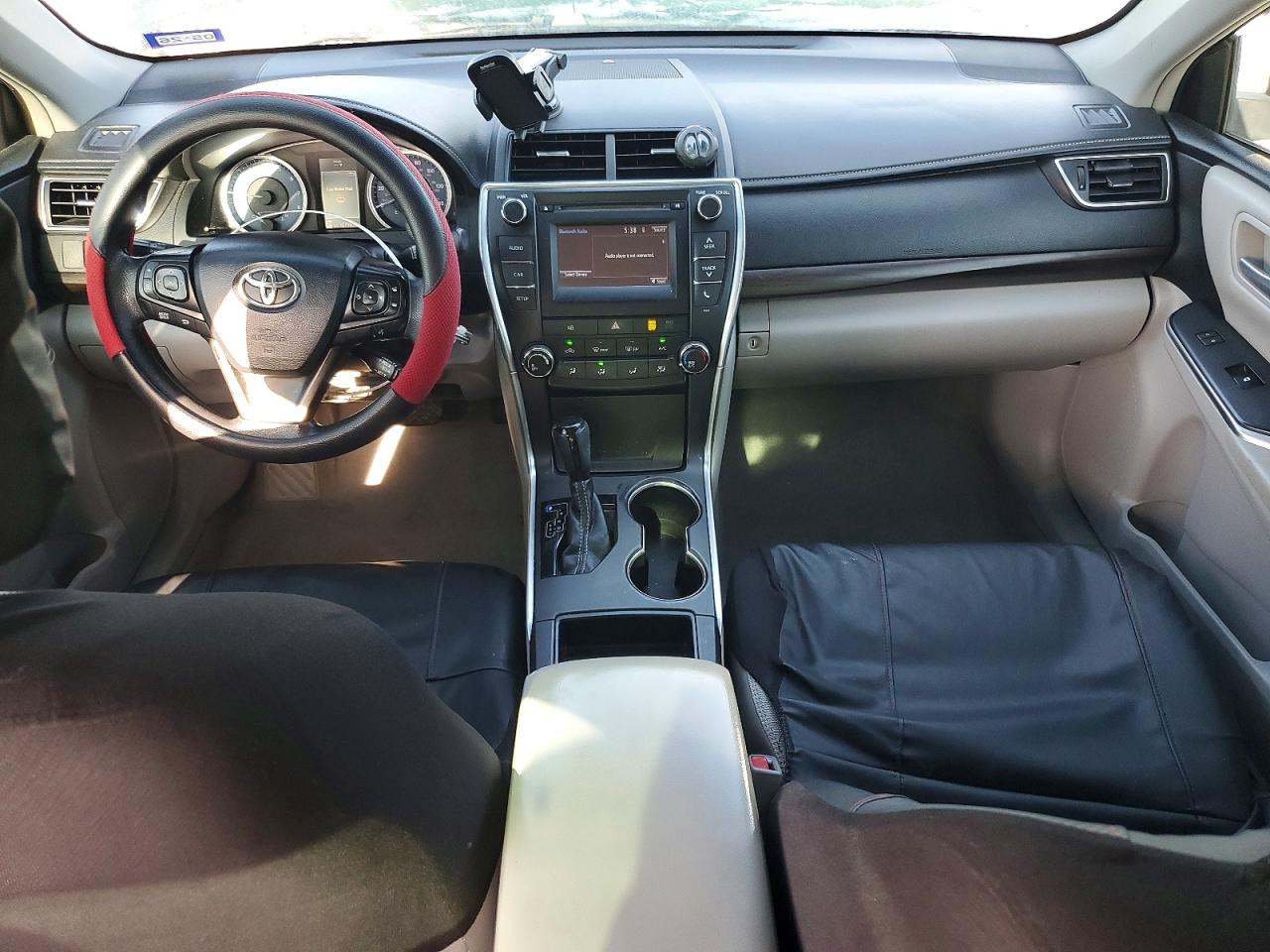 2017 TOYOTA CAMRY LE photo 22