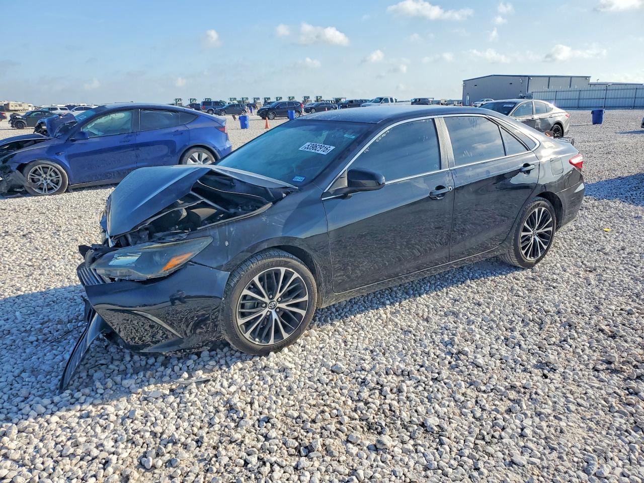 2017 TOYOTA CAMRY