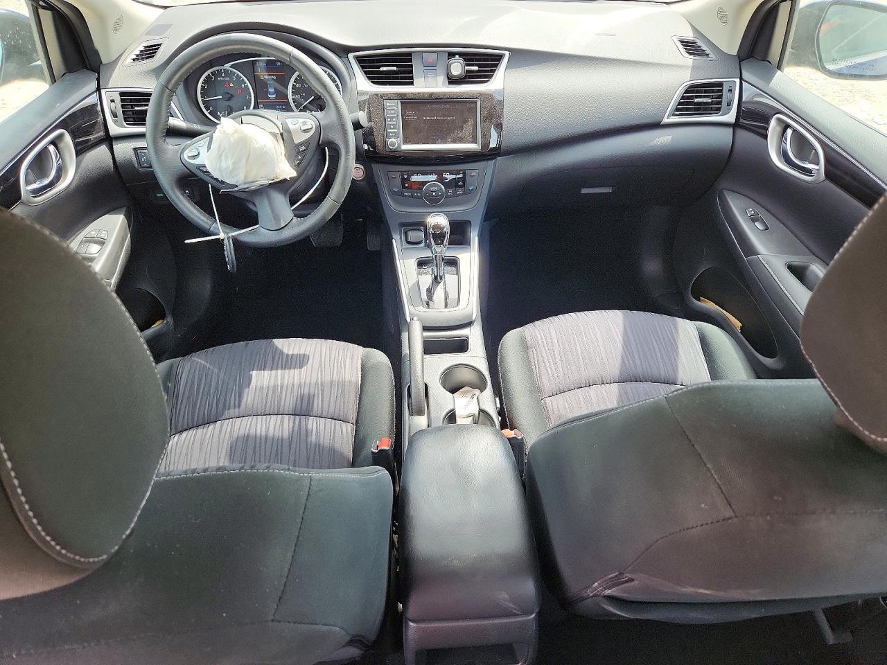 2019 NISSAN SENTRA SV photo 15