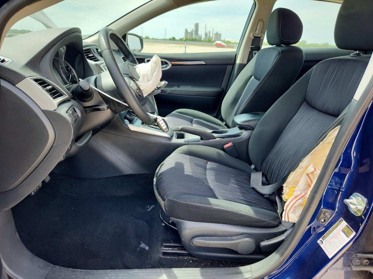 2019 NISSAN SENTRA SV photo 13