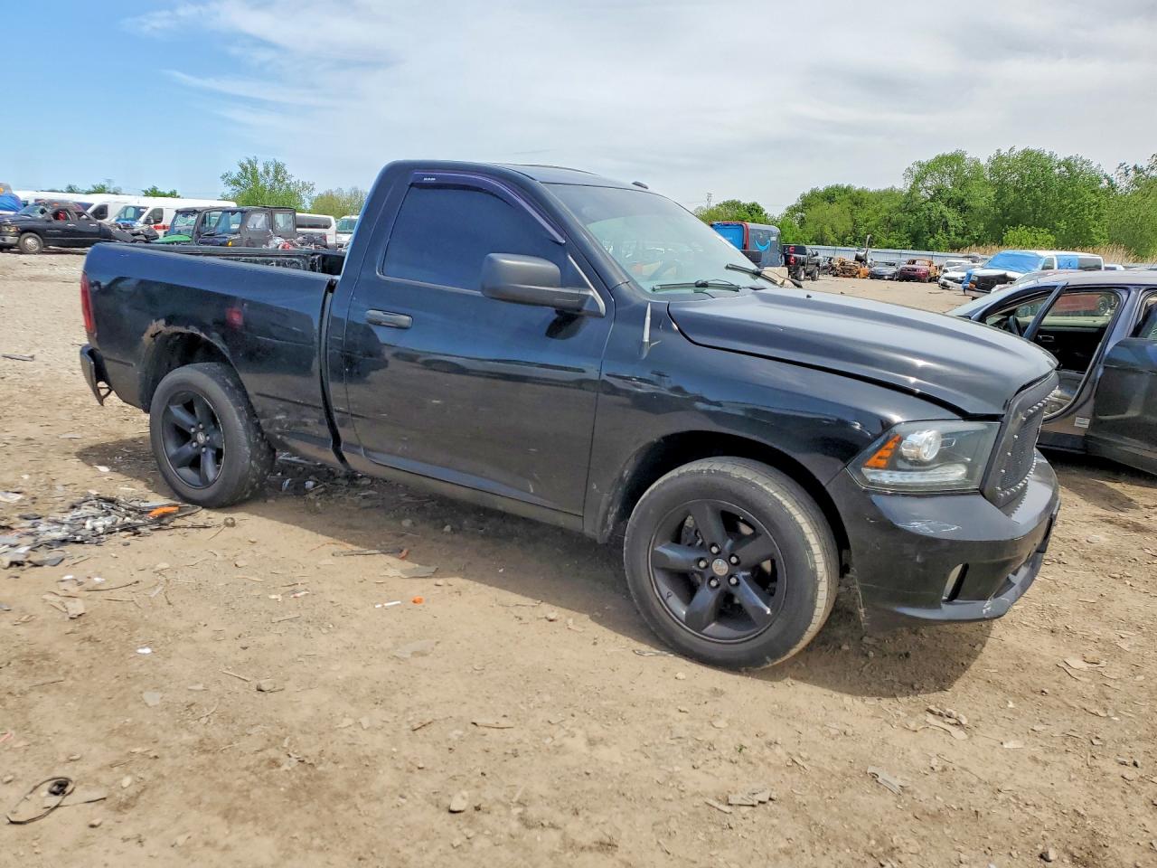 2014 RAM 1500 photo 7