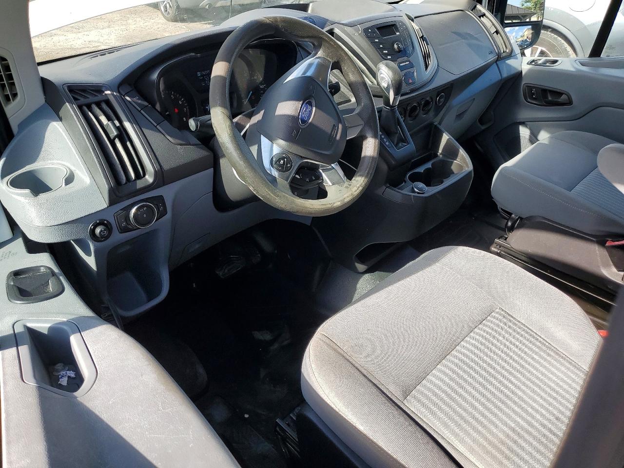 2017 FORD TRANSIT T-150 photo 22