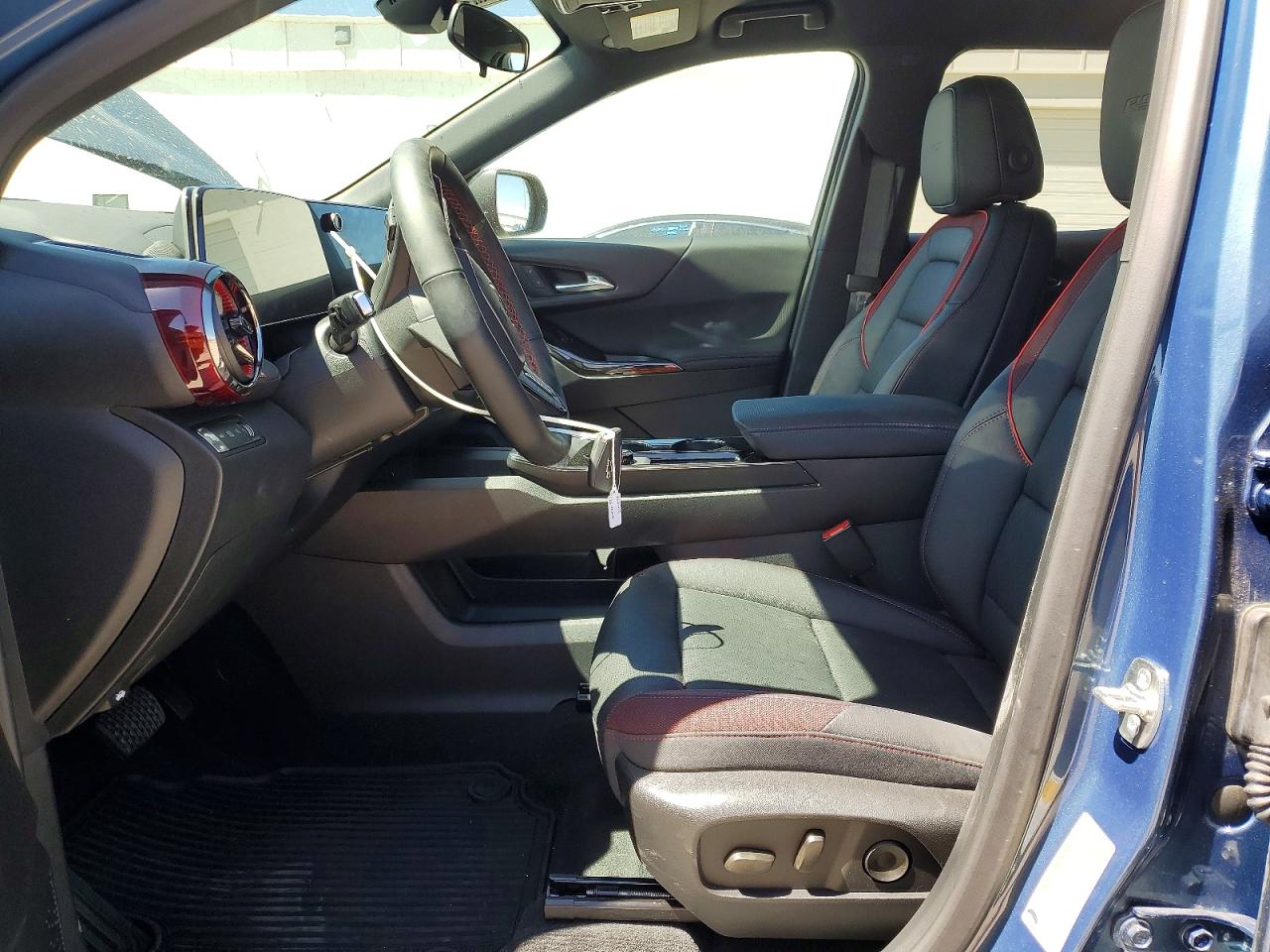 2026 CHEVROLET EQUINOX RS photo 13