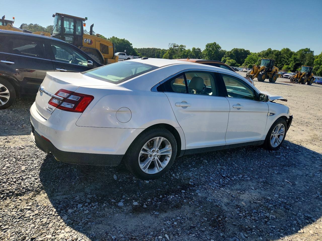 2014 FORD TAURUS SEL photo 3