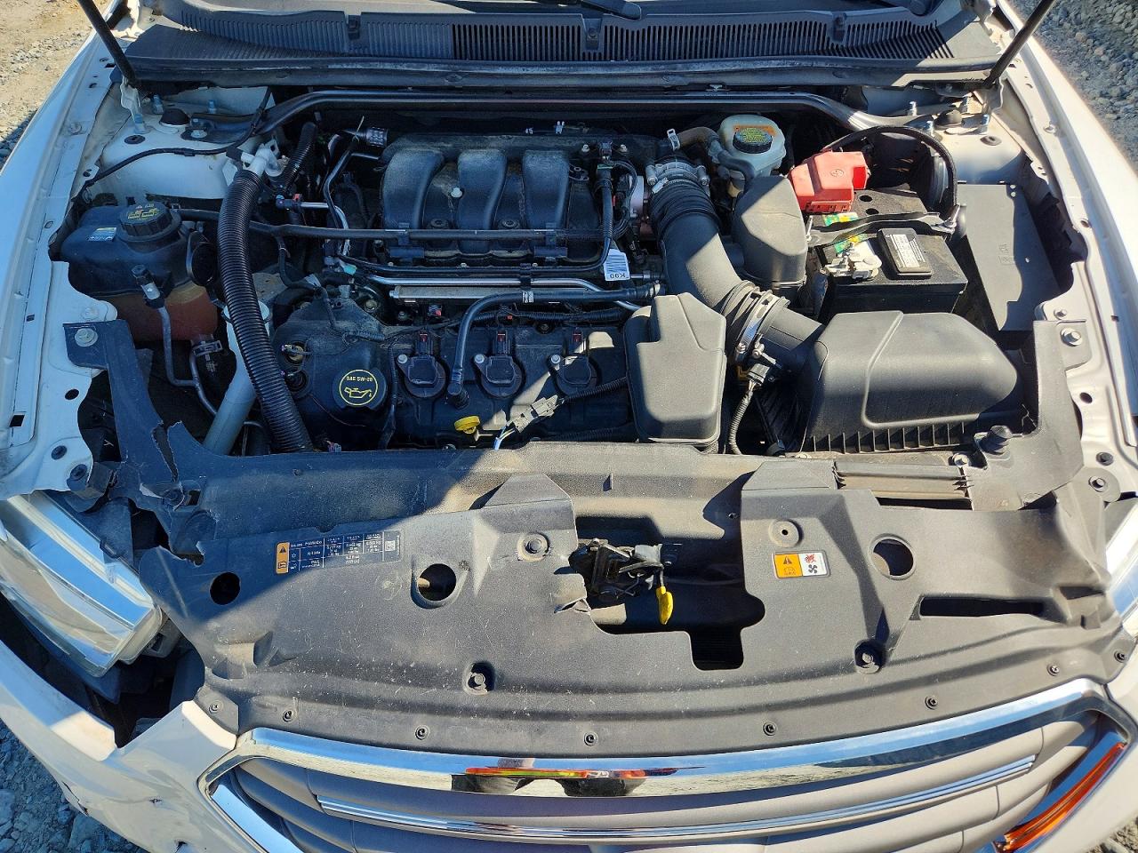 2014 FORD TAURUS SEL photo 11