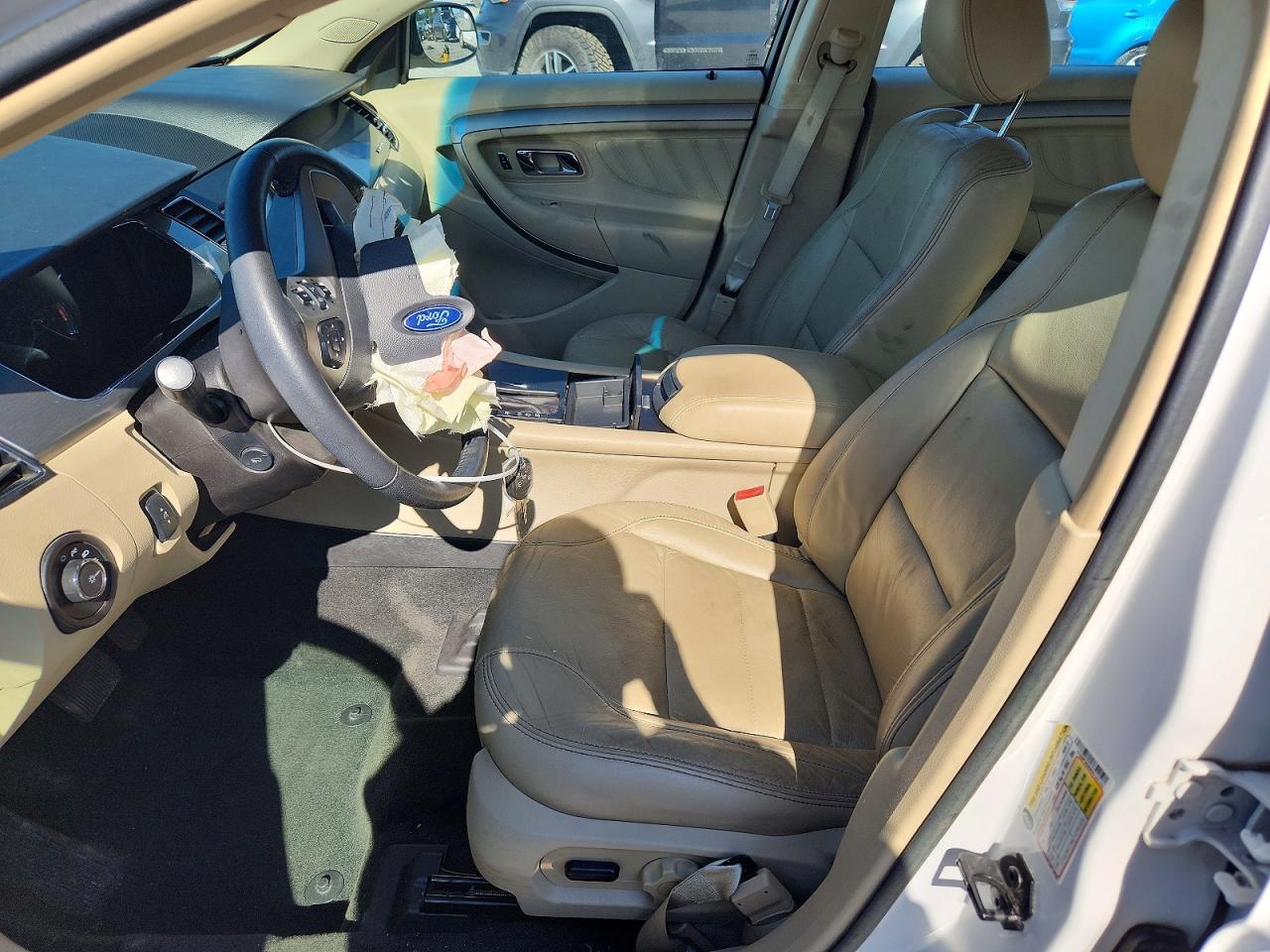 2014 FORD TAURUS SEL photo 7