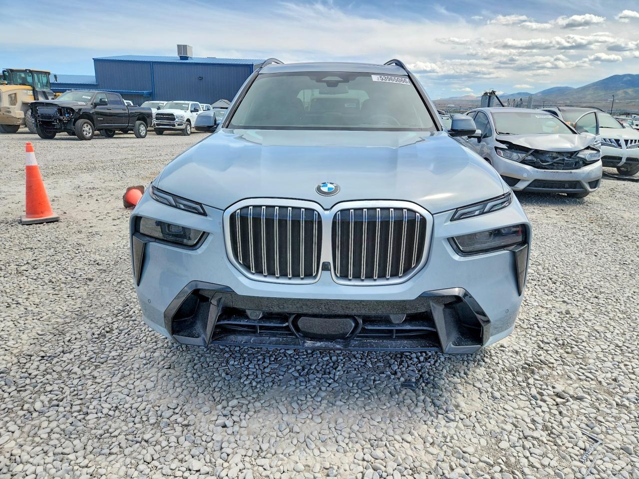 2023 BMW X7 XDRIVE40I photo 9