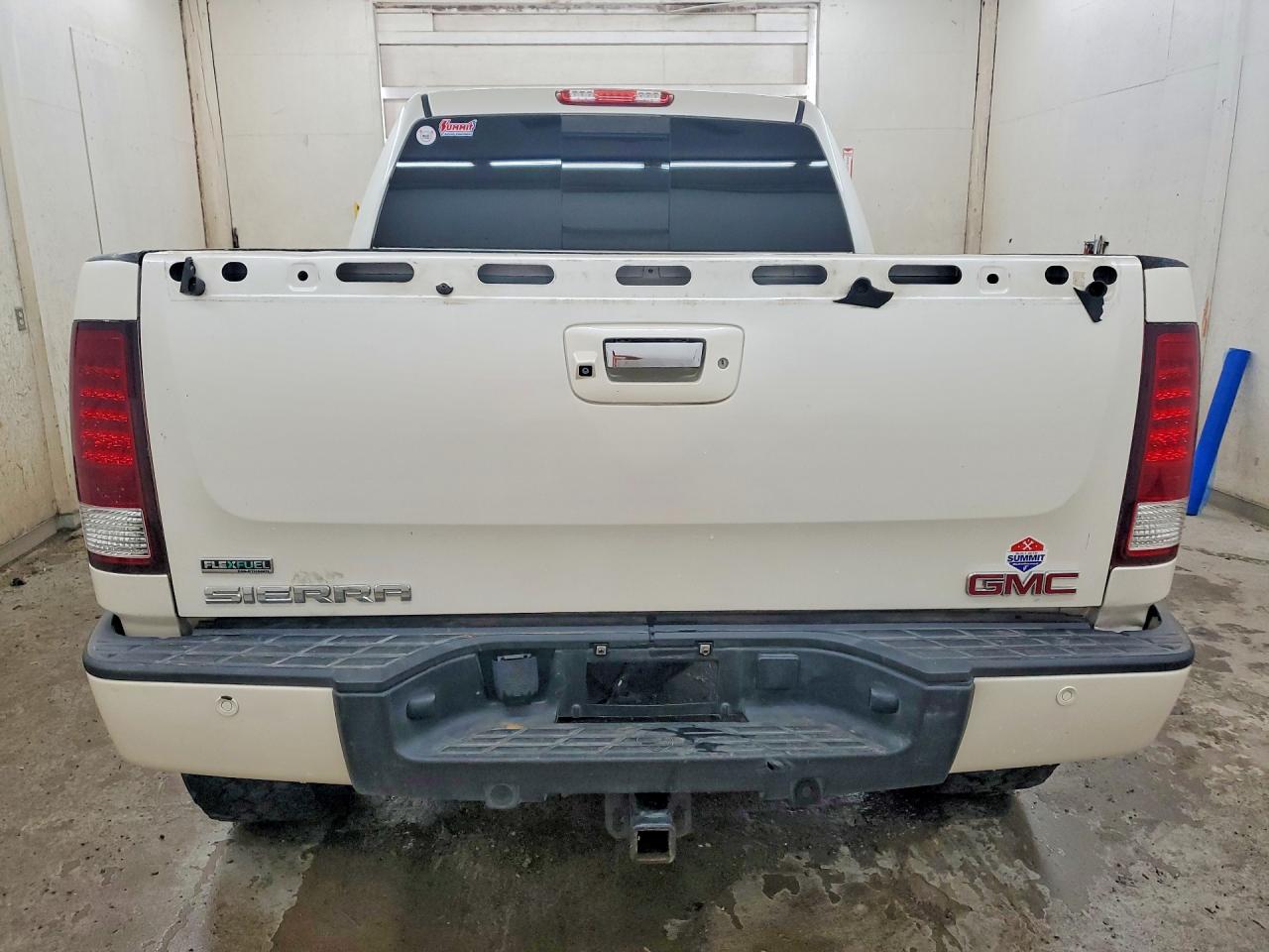 2011 GMC SIERRA K1500 DENALI photo 16