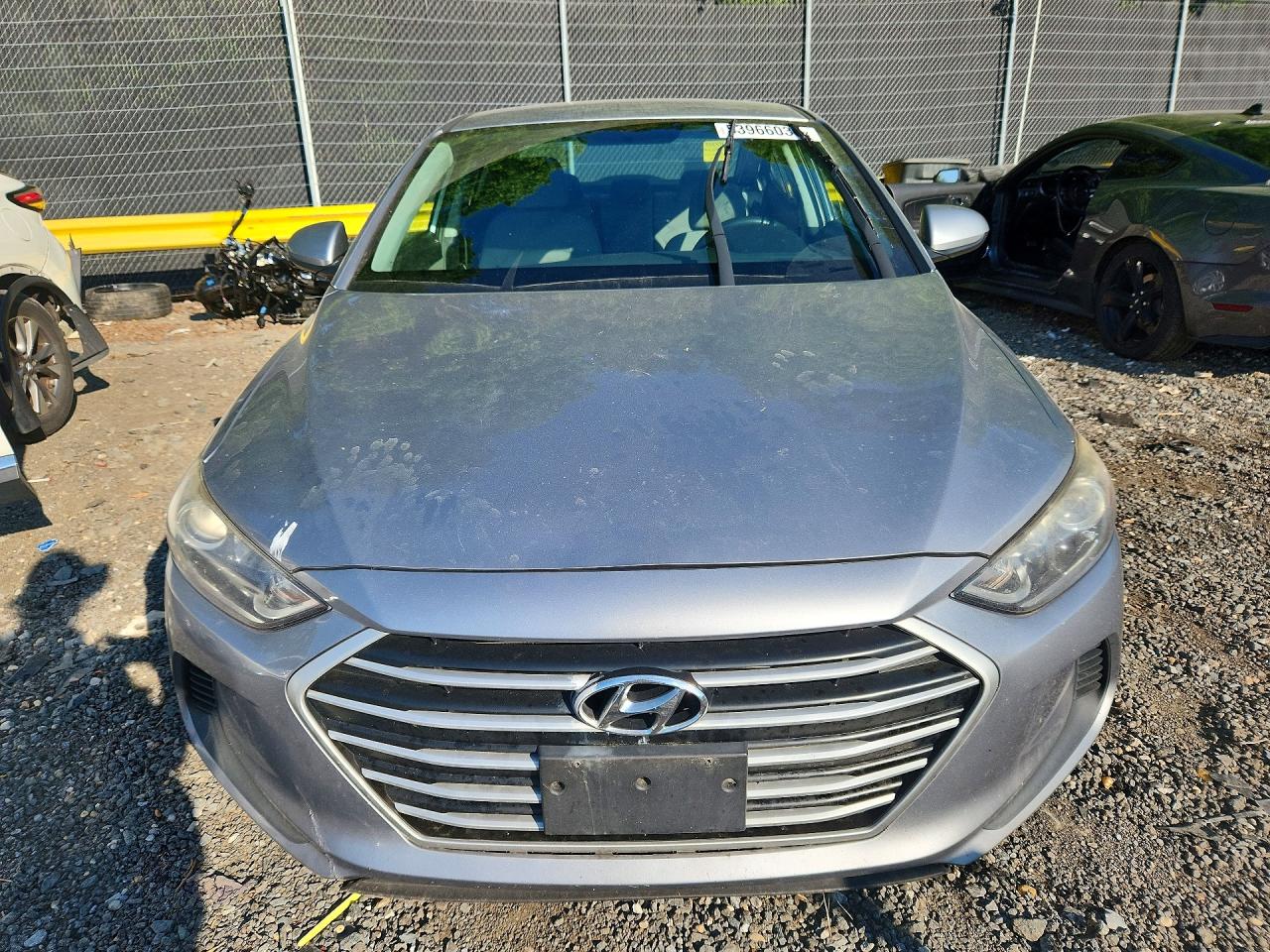 2017 HYUNDAI ELANTRA SE photo 9