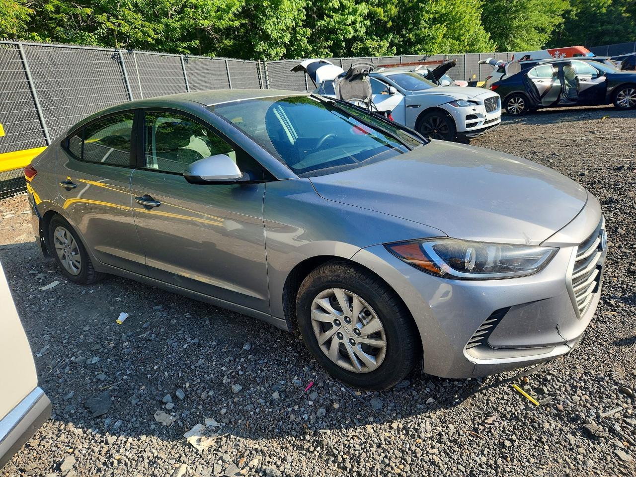 2017 HYUNDAI ELANTRA SE photo 7
