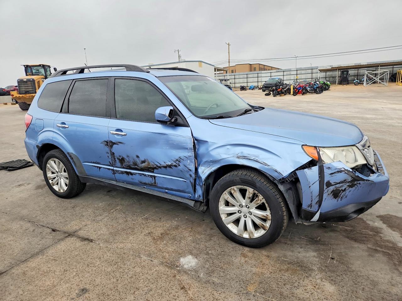 2011 SUBARU FORESTER LIMITED photo 4