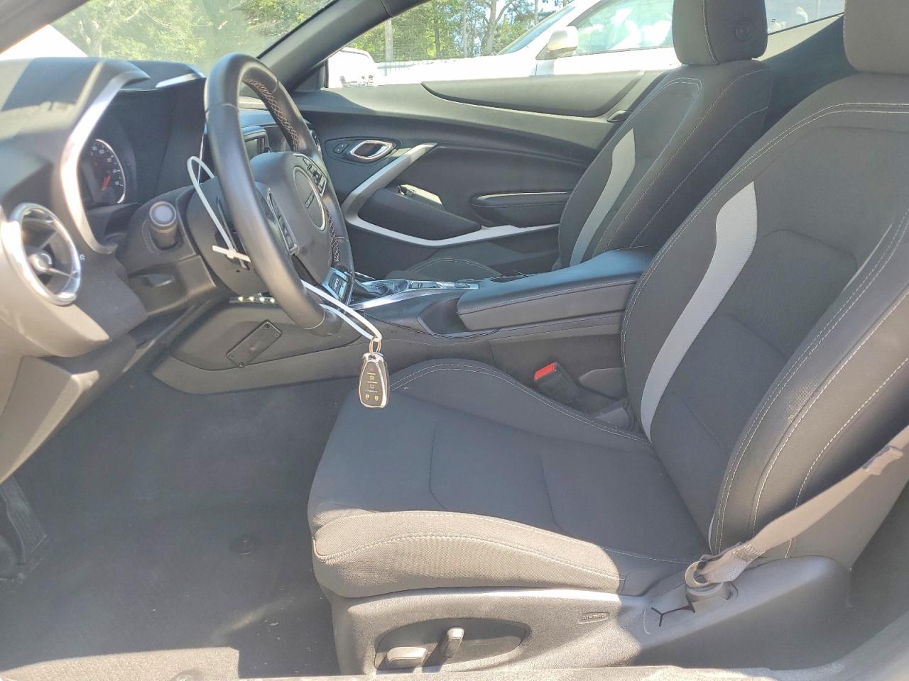 2017 CHEVROLET CAMARO LT photo 19