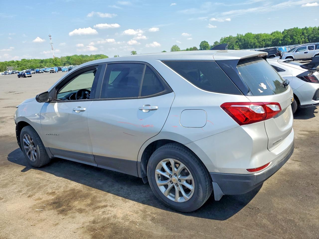 2018 CHEVROLET EQUINOX LS photo 4