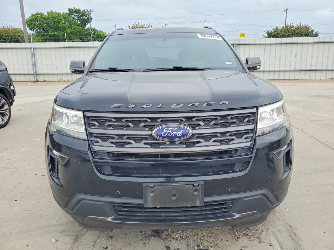 2018 FORD EXPLORER XLT photo 5