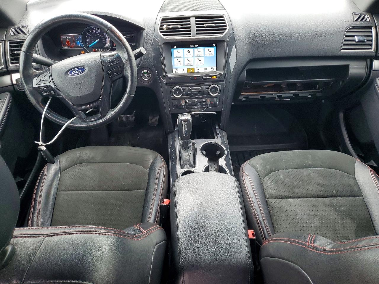 2018 FORD EXPLORER XLT photo 8
