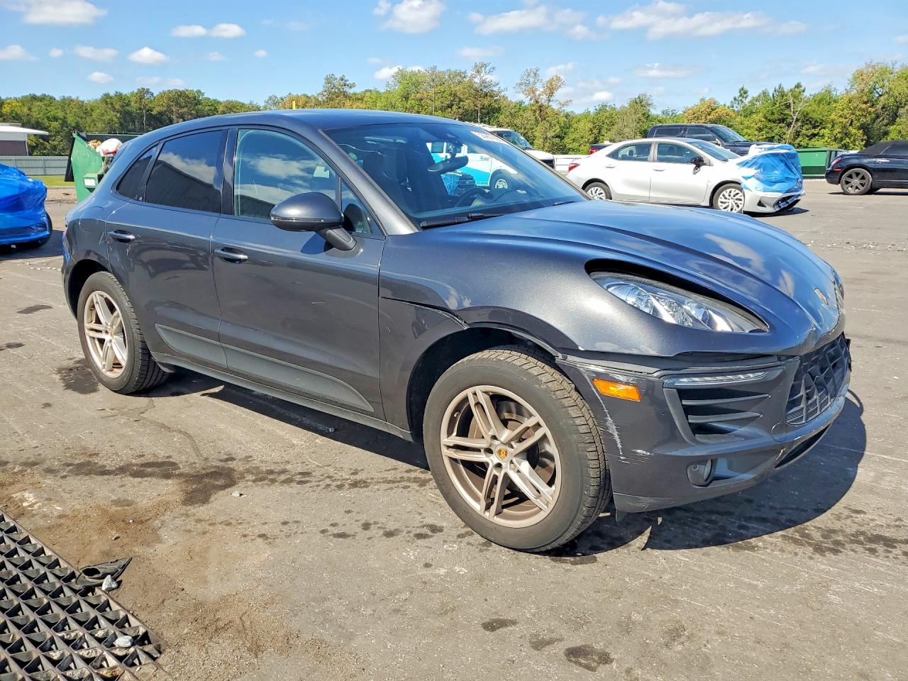 2017 PORSCHE MACAN photo 7