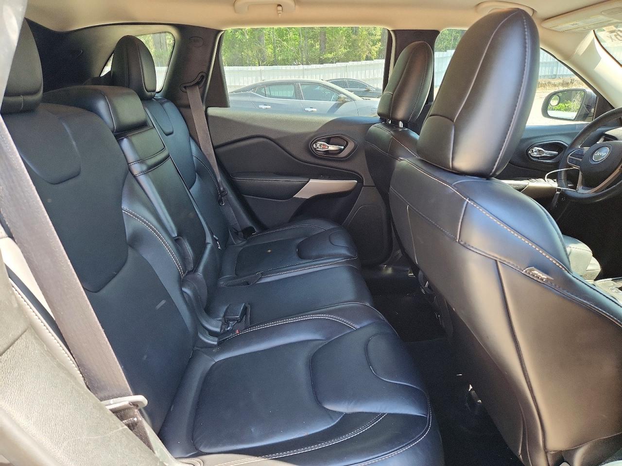 2017 JEEP CHEROKEE LIMITED photo 28