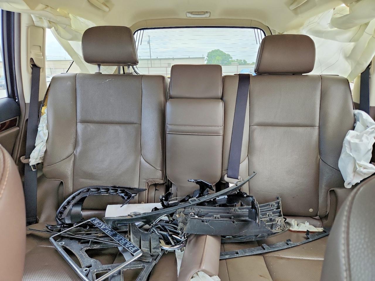 2016 LEXUS GX 460 photo 28