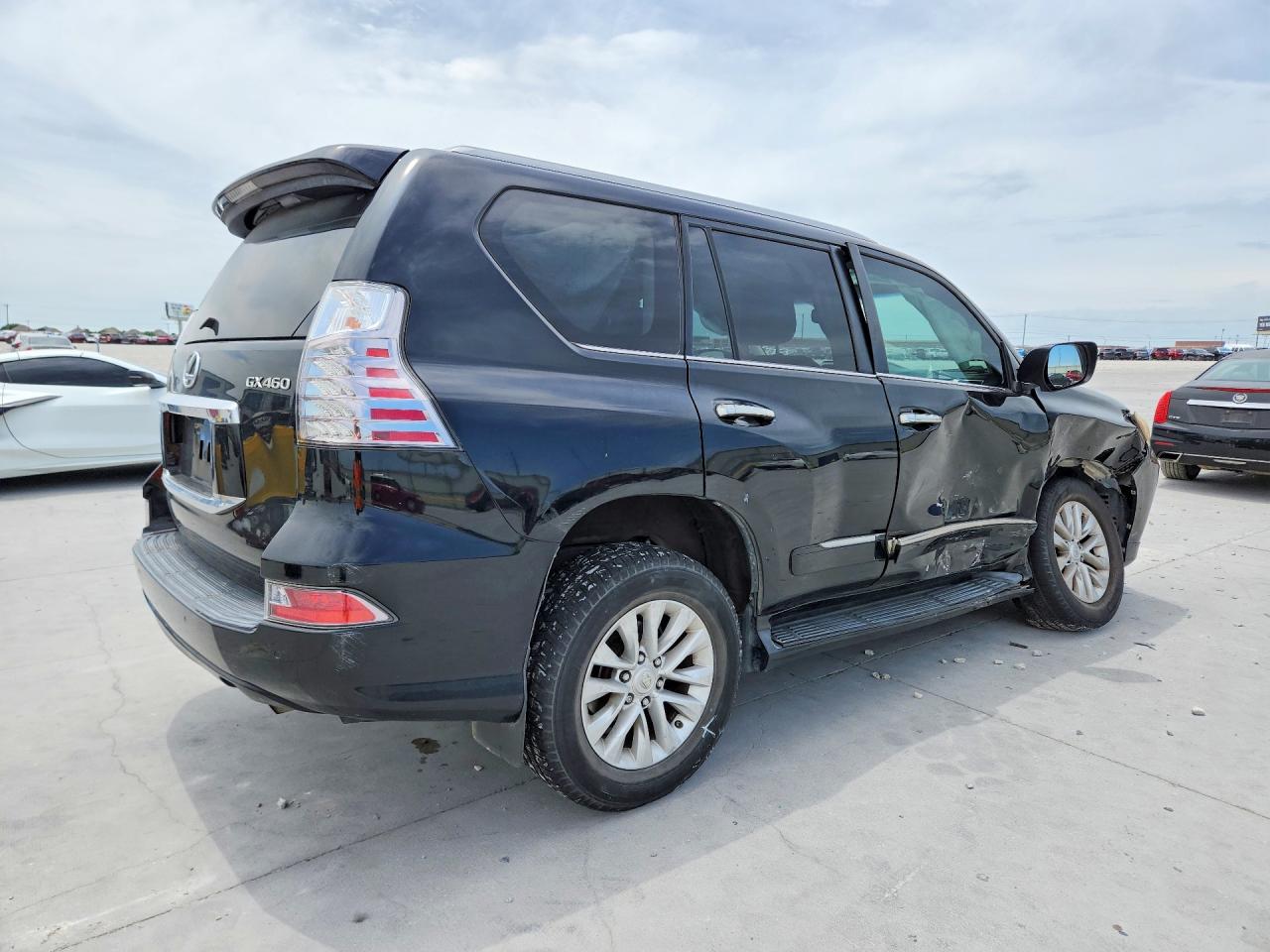 2016 LEXUS GX 460 photo 7