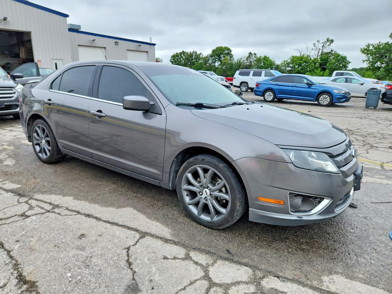 2010 FORD FUSION SE photo 7