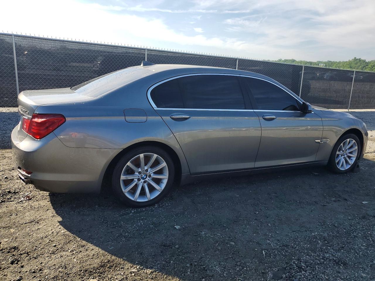 2012 BMW 750 LI photo 3