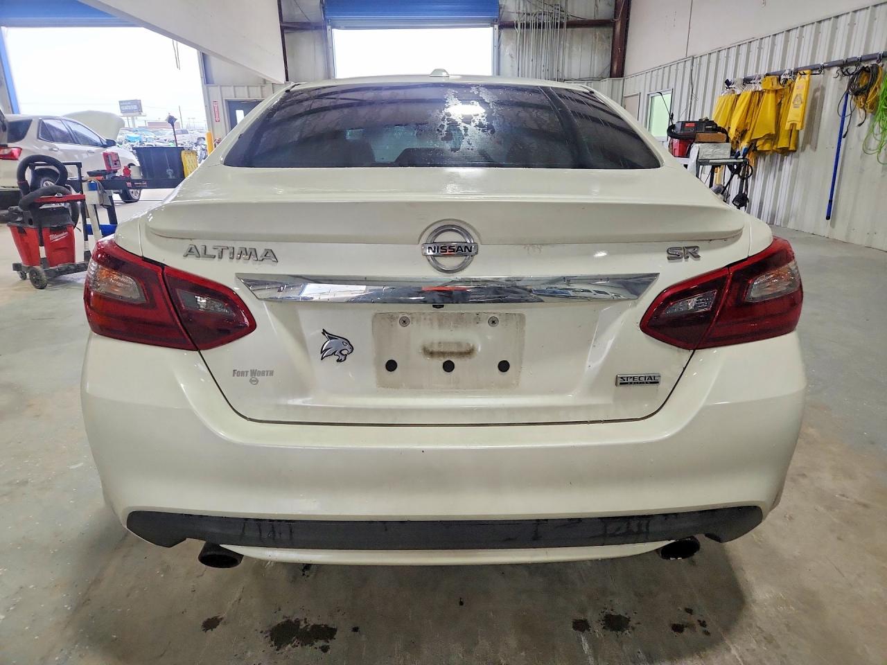 2018 NISSAN ALTIMA 2.5 SR photo 11