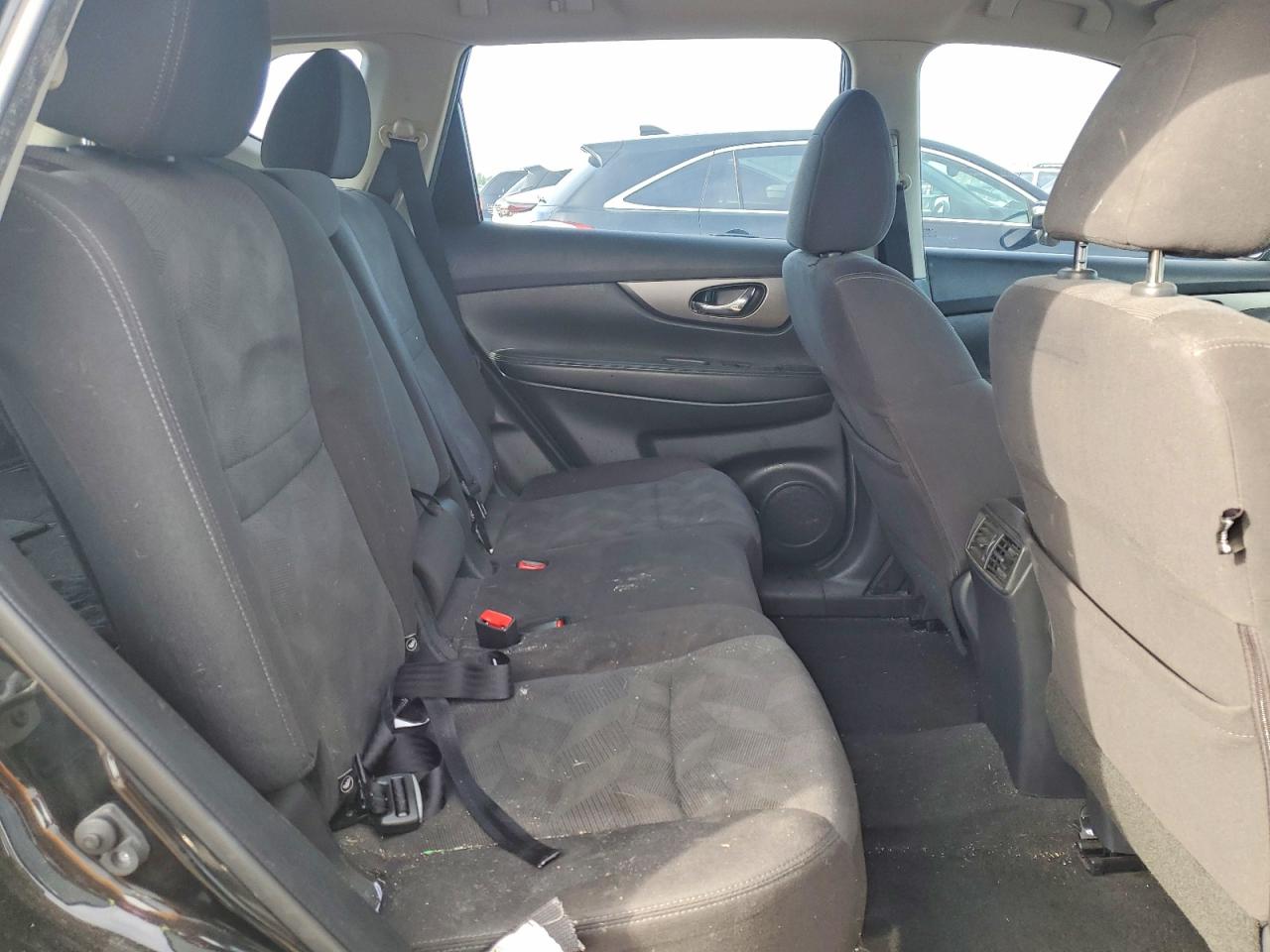2016 NISSAN ROGUE S photo 28