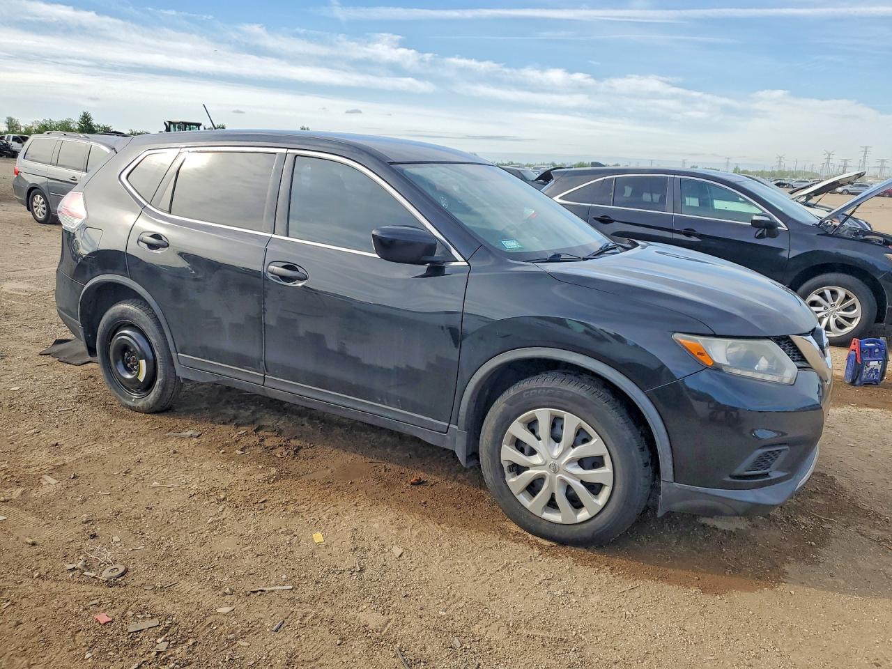 2016 NISSAN ROGUE S photo 10
